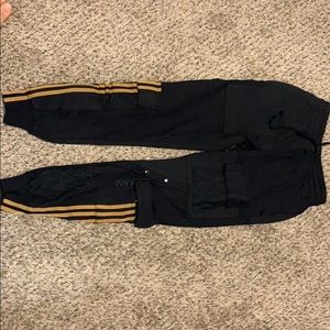Ivy Park Adidas Blackpack Crago sweats